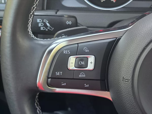 Volkswagen Golf 2,0 TDi 135kW DSG GTD ČR 2.maj - foto 13
