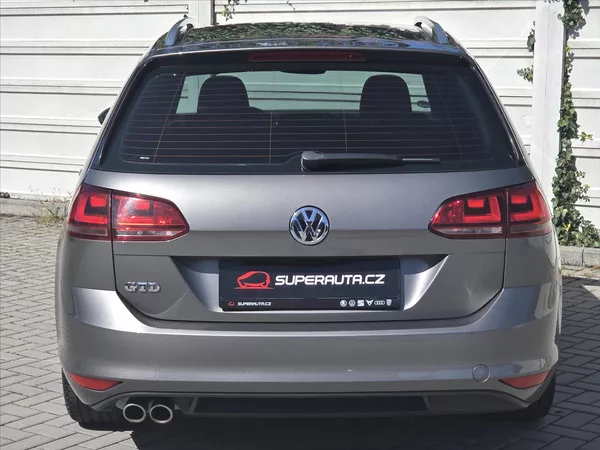 Volkswagen Golf 2,0 TDi 135kW DSG GTD ČR 2.maj - foto 5