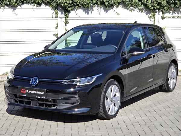 Volkswagen Golf 1,5 eTSi 110kW DSG Tov.záruka - foto 3
