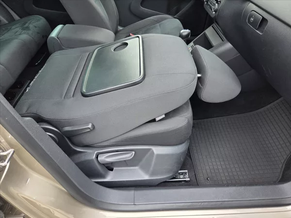 Volkswagen Tiguan 2,0 TDi DSG 4x4 Tažné z. Track - foto 18