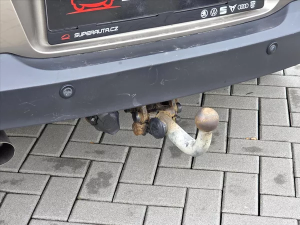 Volkswagen Tiguan 2,0 TDi DSG 4x4 Tažné z. Track - foto 20