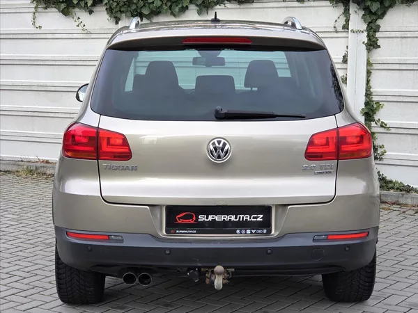 Volkswagen Tiguan 2,0 TDi DSG 4x4 Tažné z. Track - foto 5