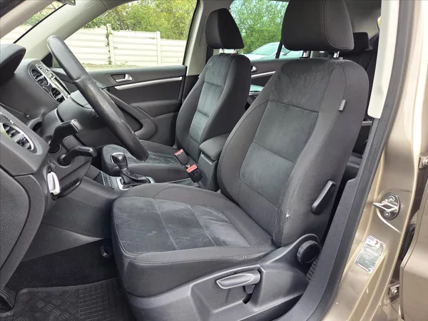 Volkswagen Tiguan 2,0 TDi DSG 4x4 Tažné z. Track - foto 7