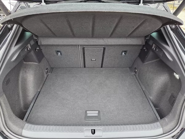 Cupra Formentor 1,5 TSi DSG Matrix Záruka2029 - foto 11