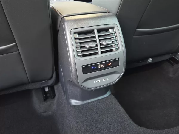 Cupra Formentor 2,0 TSi DSG 4x4 Matrix Tažné Z - foto 12