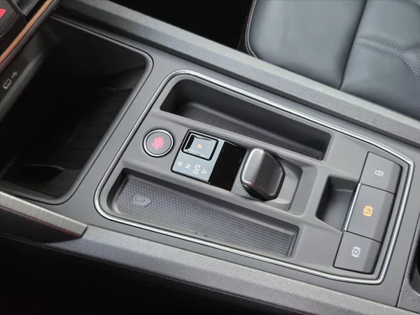 Cupra Formentor 2,0 TSi DSG 4x4 Matrix Tažné Z - foto 22