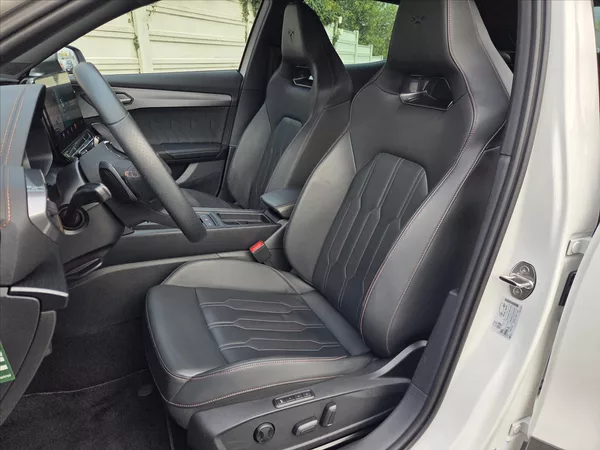 Cupra Formentor 2,0 TSi DSG 4x4 Matrix DCC Zár - foto 8