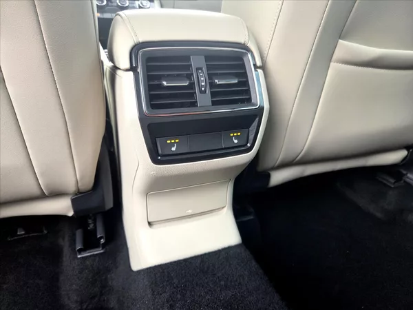 Škoda Kodiaq 2,0 TDi DSG 4x4 Style+ Tažné z - foto 11