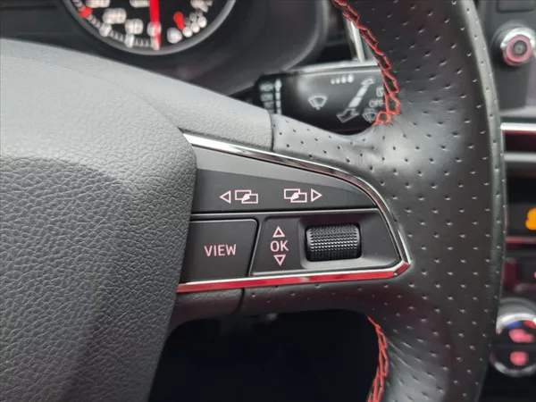 Seat Leon 1,8 TSi FR Full LED DCC 16V ST - foto 18