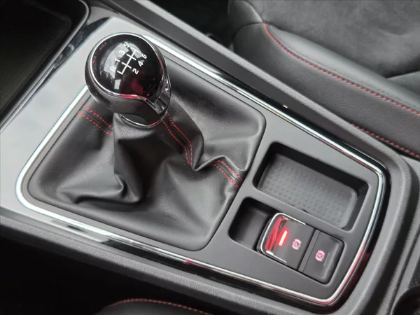 Seat Leon 1,8 TSi FR Full LED DCC 16V ST - foto 20