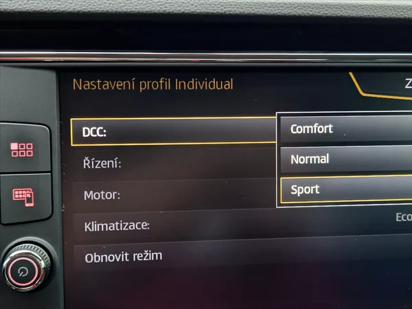 Seat Leon 1,8 TSi FR Full LED DCC 16V ST - foto 21