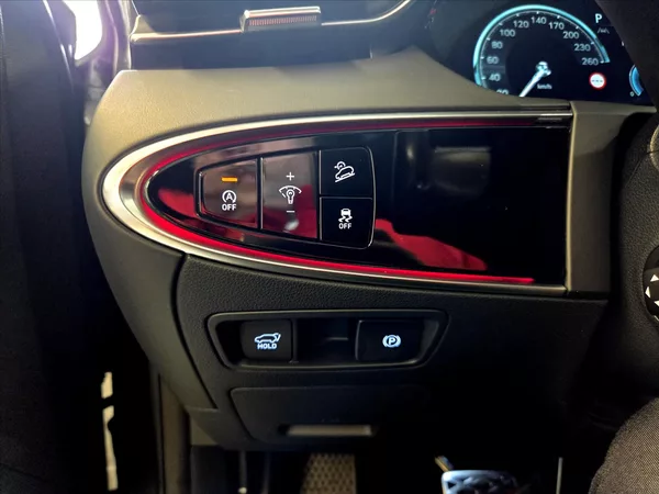 Genesis GV70 2,2 D AWD Sport Technik paket - foto 17