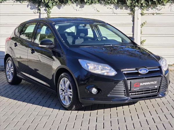 Ford Focus 1,6 Ti-VCT Tažné z. ČR 2.maj 1