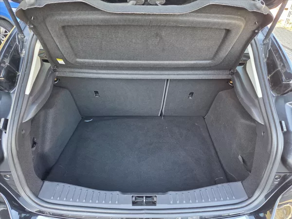 Ford Focus 1,6 Ti-VCT Tažné z. ČR 2.maj 1 - foto 11