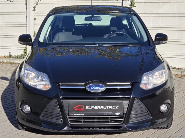 Ford Focus 1,6 Ti-VCT Tažné z. ČR 2.maj 1 - foto 2