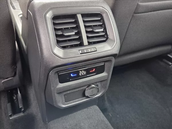 Volkswagen Tiguan 1,5 TSi evo DSG Life 1.maj 16V - foto 11