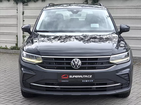 Volkswagen Tiguan 1,5 TSi evo DSG Life 1.maj 16V - foto 2
