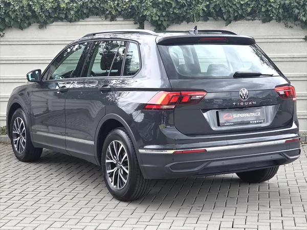 Volkswagen Tiguan 1,5 TSi evo DSG Life 1.maj 16V - foto 4