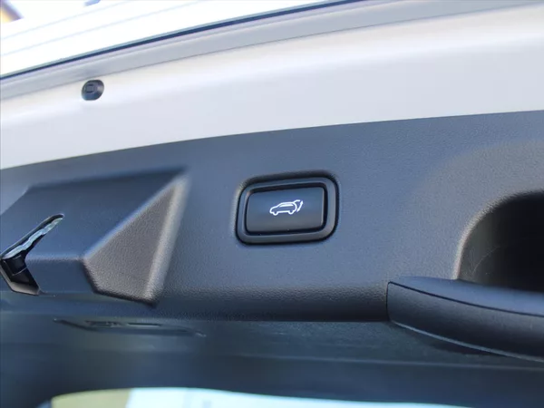 Hyundai Tucson 1,6 T-GDi 132kW 4x4 AT Style Č - foto 11