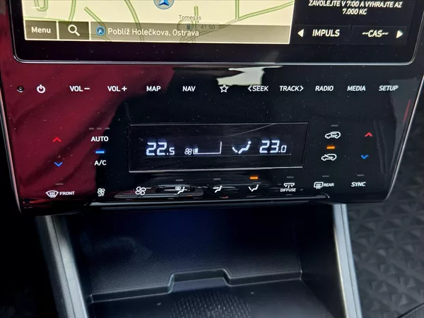 Hyundai Tucson 1,6 T-GDi 132kW 4x4 AT Style Č - foto 19