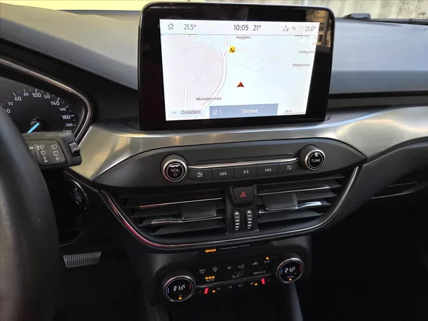 Ford Focus 1,5 EcoBlue 88kW 8A/T Titanium - foto 12