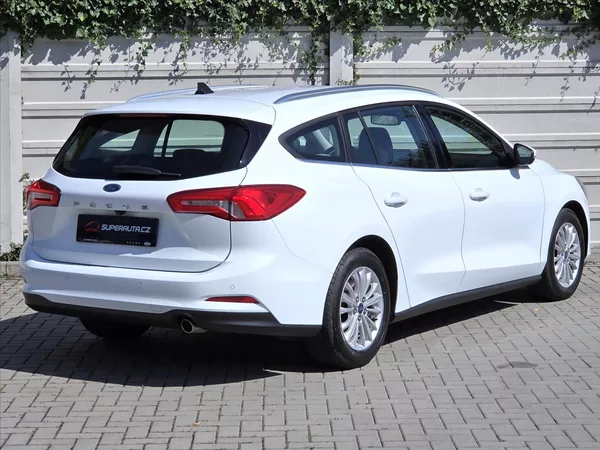 Ford Focus 1,5 EcoBlue 88kW 8A/T Titanium - foto 6