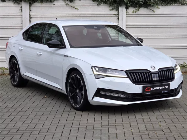 Škoda Superb 1,5 TSi DSG Sportline ČR 2.maj