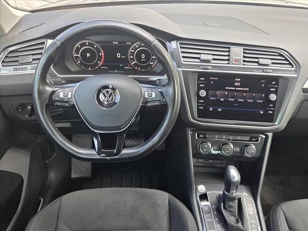 Volkswagen Tiguan 2,0 TDi 4Mot DSG Highline ČR 1 - foto 13