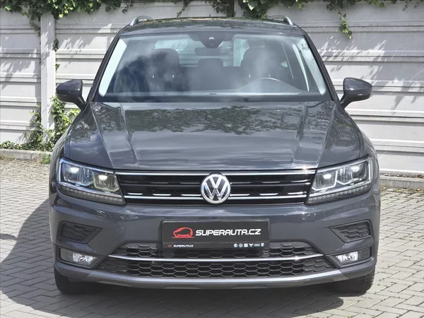 Volkswagen Tiguan 2,0 TDi 4Mot DSG Highline ČR 1 - foto 2