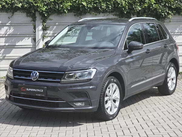 Volkswagen Tiguan 2,0 TDi 4Mot DSG Highline ČR 1 - foto 3