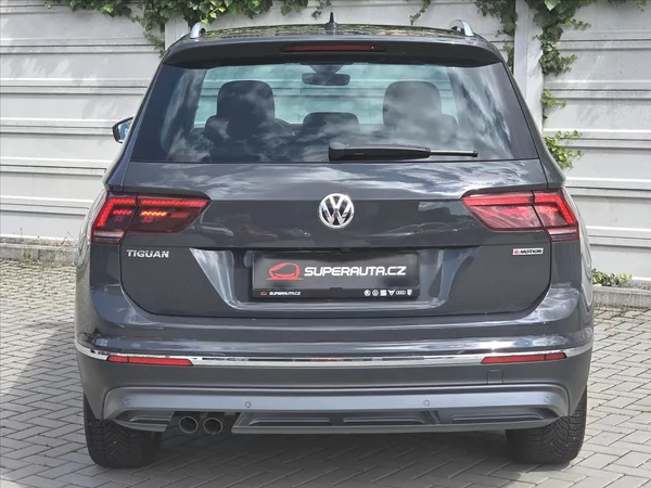 Volkswagen Tiguan 2,0 TDi 4Mot DSG Highline ČR 1 - foto 5
