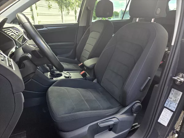 Volkswagen Tiguan 2,0 TDi 4Mot DSG Highline ČR 1 - foto 8