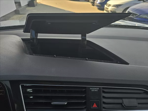 Volkswagen Tiguan 2,0 TSi BT235KW D7 R DPH NAVI - foto 20