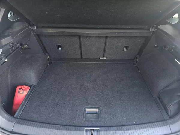 Volkswagen Tiguan 2,0 TSi BT235KW D7 R DPH NAVI - foto 31