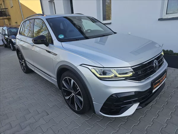 Volkswagen Tiguan 2,0 TSi BT235KW D7 R DPH NAVI - foto 4