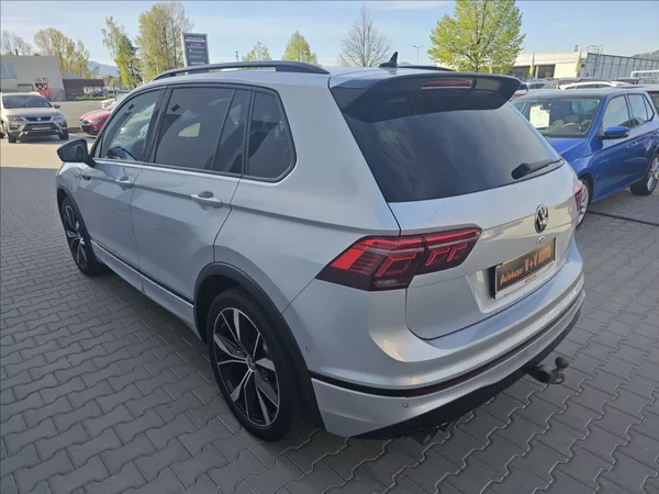 Volkswagen Tiguan 2,0 TSi BT235KW D7 R DPH NAVI - foto 8