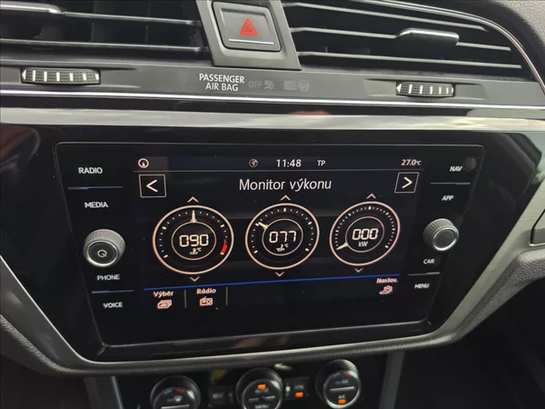 Volkswagen Touran 1,4 TSi 110KW DSG 7 MÍSTNÝ - foto 18