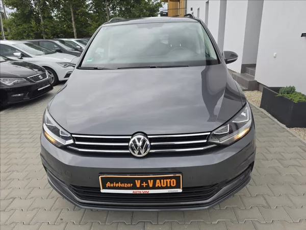 Volkswagen Touran 1,4 TSi 110KW DSG 7 MÍSTNÝ - foto 2