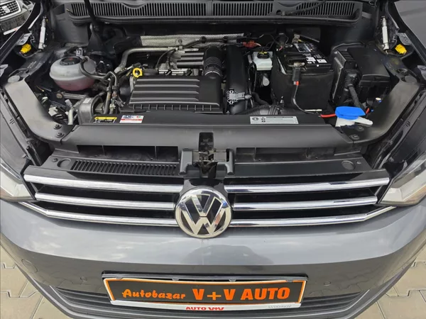 Volkswagen Touran 1,4 TSi 110KW DSG 7 MÍSTNÝ - foto 50
