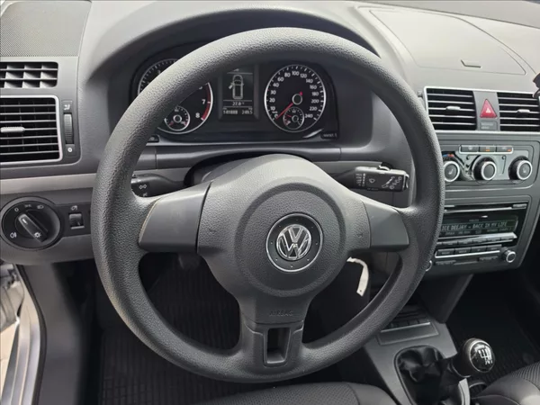 Volkswagen Touran 1,2 TSi 77KW Trend 7 MÍST ALU - foto 12