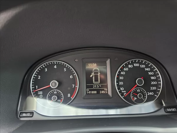 Volkswagen Touran 1,2 TSi 77KW Trend 7 MÍST ALU - foto 15