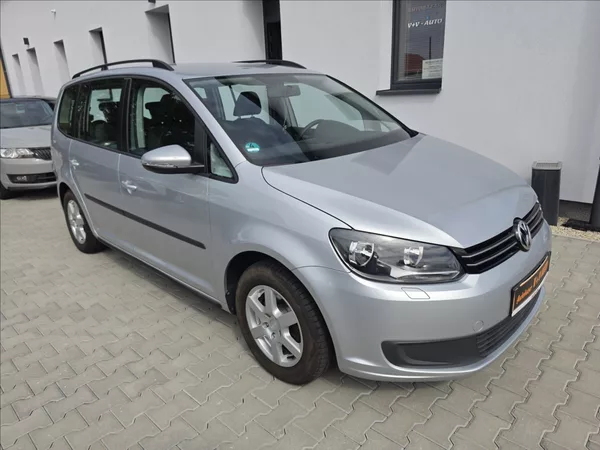 Volkswagen Touran 1,2 TSi 77KW Trend 7 MÍST ALU - foto 4