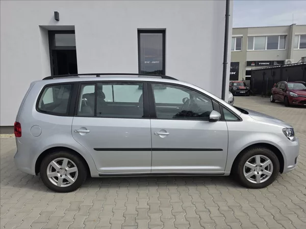 Volkswagen Touran 1,2 TSi 77KW Trend 7 MÍST ALU - foto 5