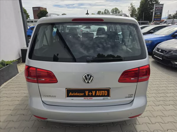 Volkswagen Touran 1,2 TSi 77KW Trend 7 MÍST ALU - foto 7