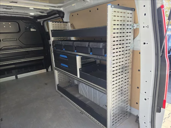 Ford Transit Custom 2,0 TDCi 96KW L2H1 - foto 22