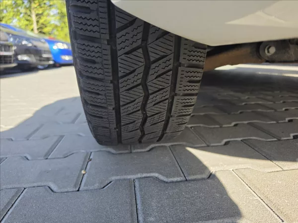 Ford Transit Custom 2,0 TDCi 96KW L2H1 - foto 30