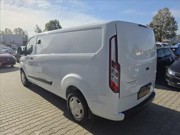 Ford Transit Custom 2,0 TDCi 96KW L2H1 - foto 8