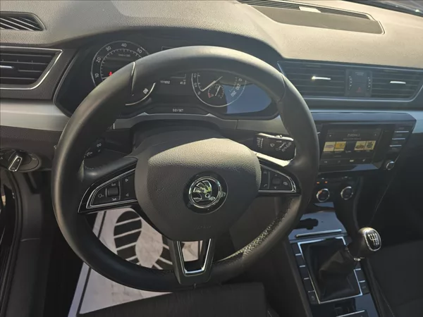 Škoda Superb III 1,4 TSi 110KW Ambition+ - foto 12