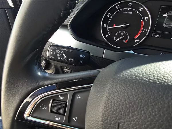 Škoda Superb III 1,4 TSi 110KW Ambition+ - foto 16