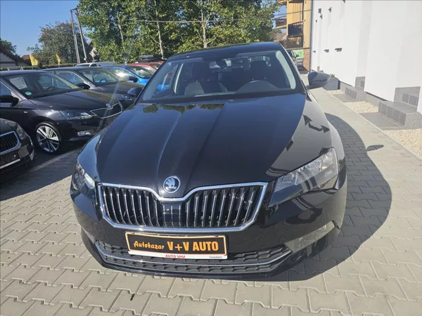 Škoda Superb III 1,4 TSi 110KW Ambition+ - foto 2